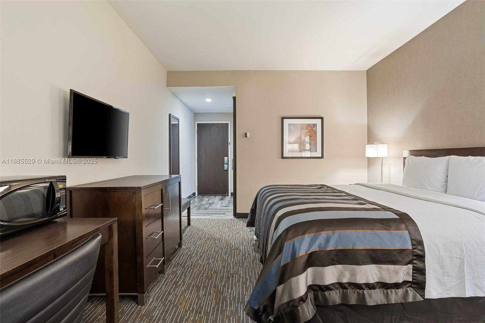 Small Image of 3755 NORTH WEST 78TH AVE, Doral Number 12
