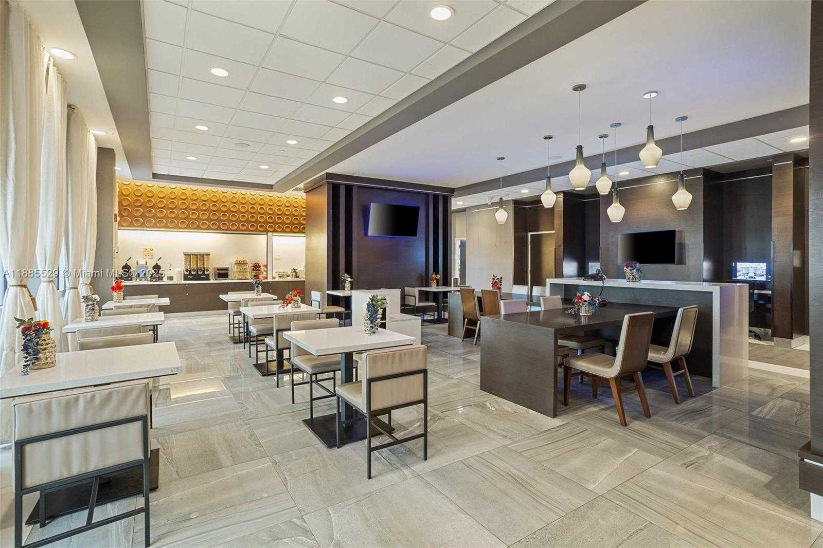 Small Image of 3755 NORTH WEST 78TH AVE, Doral Number 26