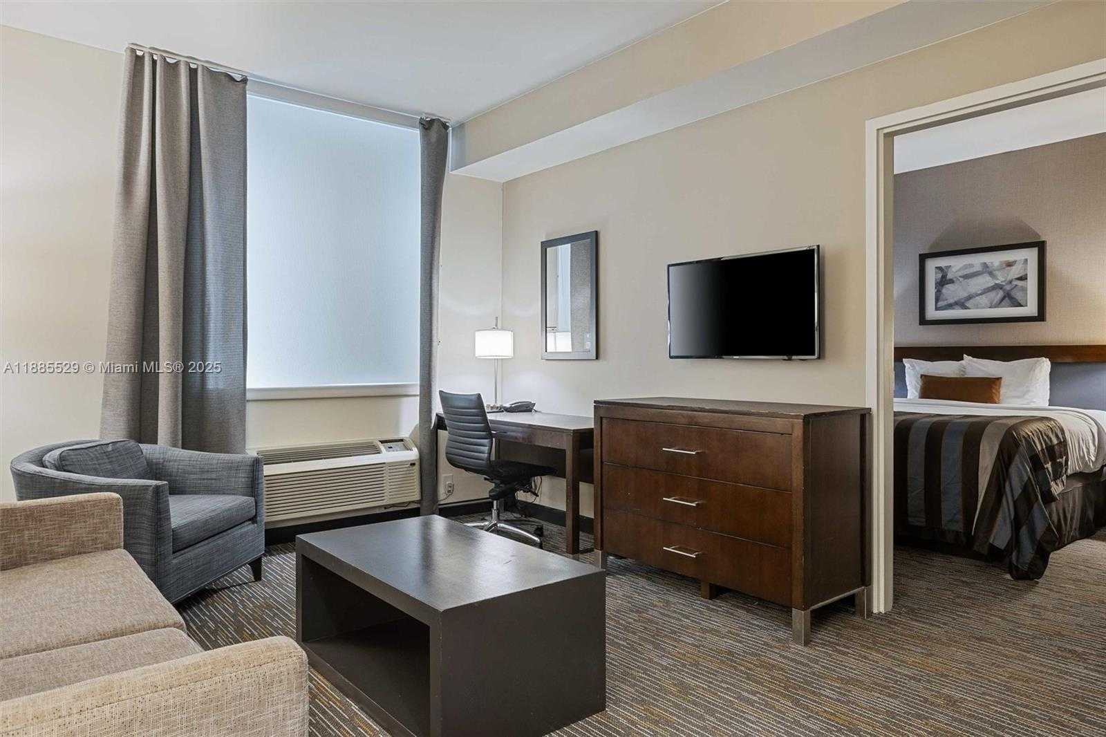 Small Image of 3755 NORTH WEST 78TH AVE, Doral Number 3