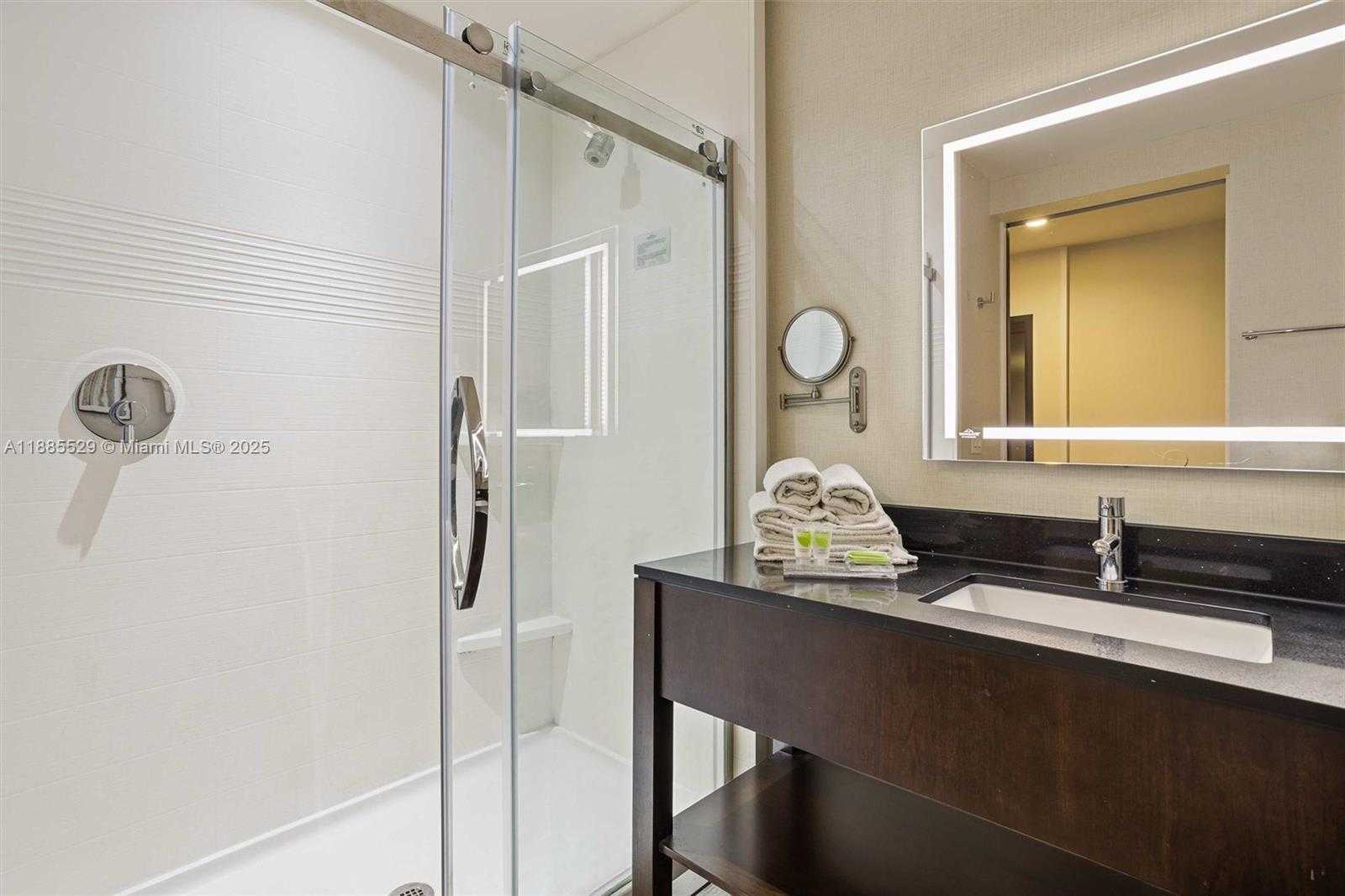 Small Image of 3755 NORTH WEST 78TH AVE, Doral Number 9