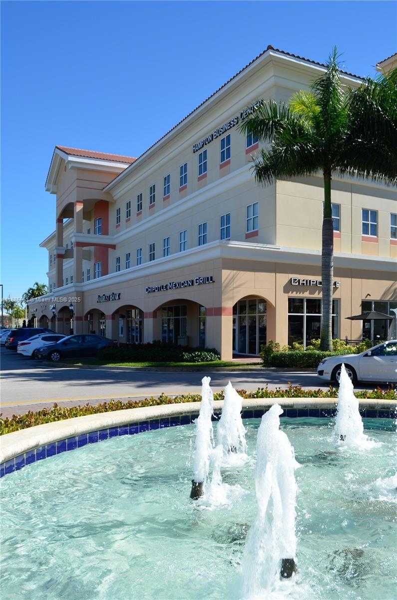 Small Image of 15800 PINES BLVD #321, Pembroke Pines Number 14