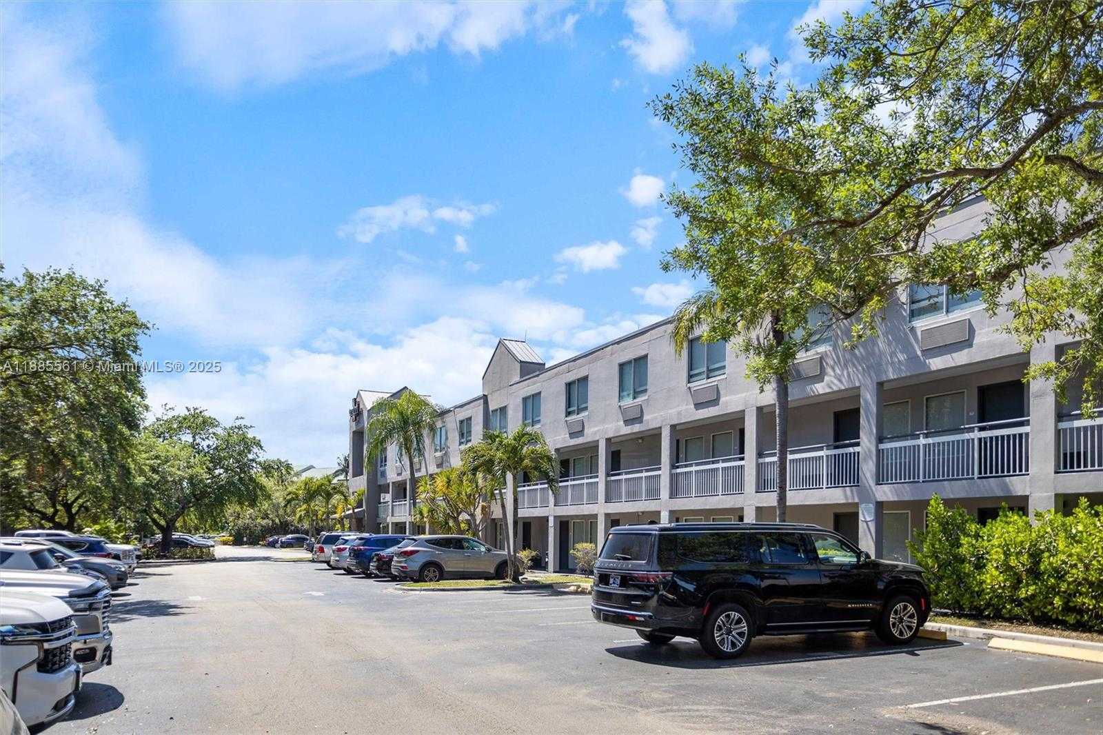 Small Image of 3959 NORTH WEST 79TH AVE, Doral Number 23