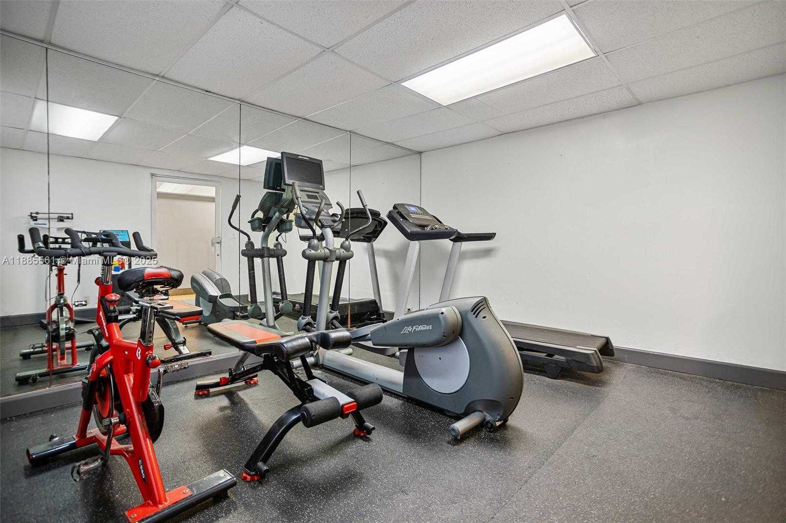 Small Image of 3959 NORTH WEST 79TH AVE, Doral Number 27