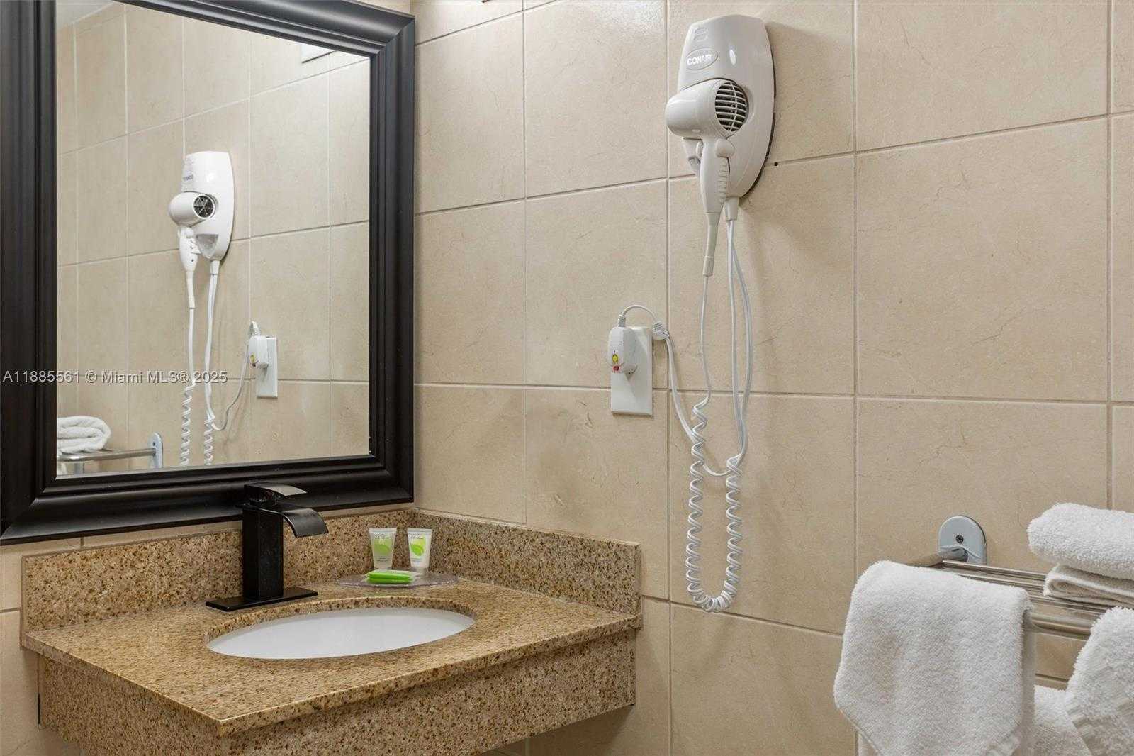 Small Image of 3959 NORTH WEST 79TH AVE, Doral Number 7