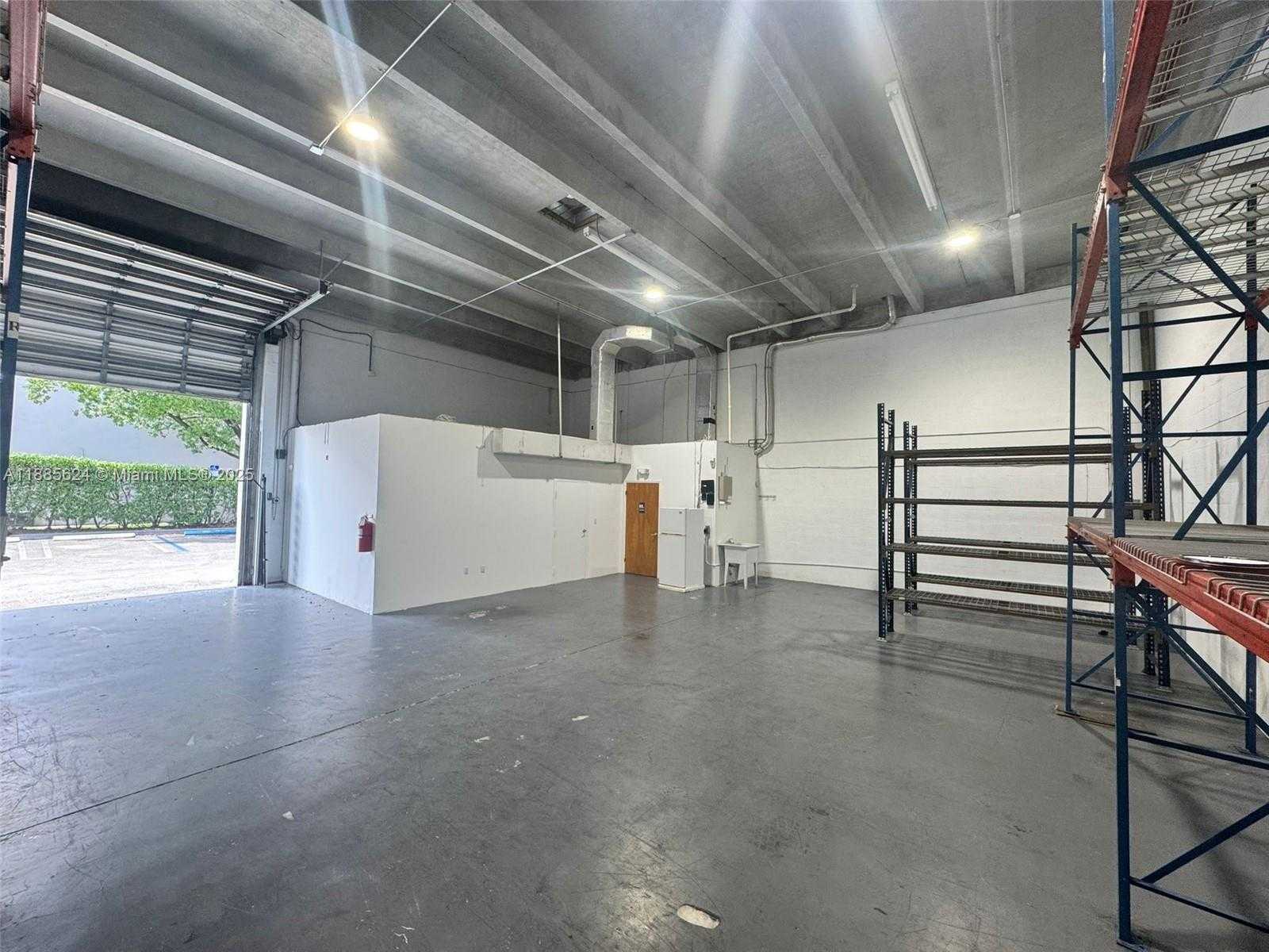 Small Image of 10855 NORTH WEST 29TH ST #10855, Doral Number 6