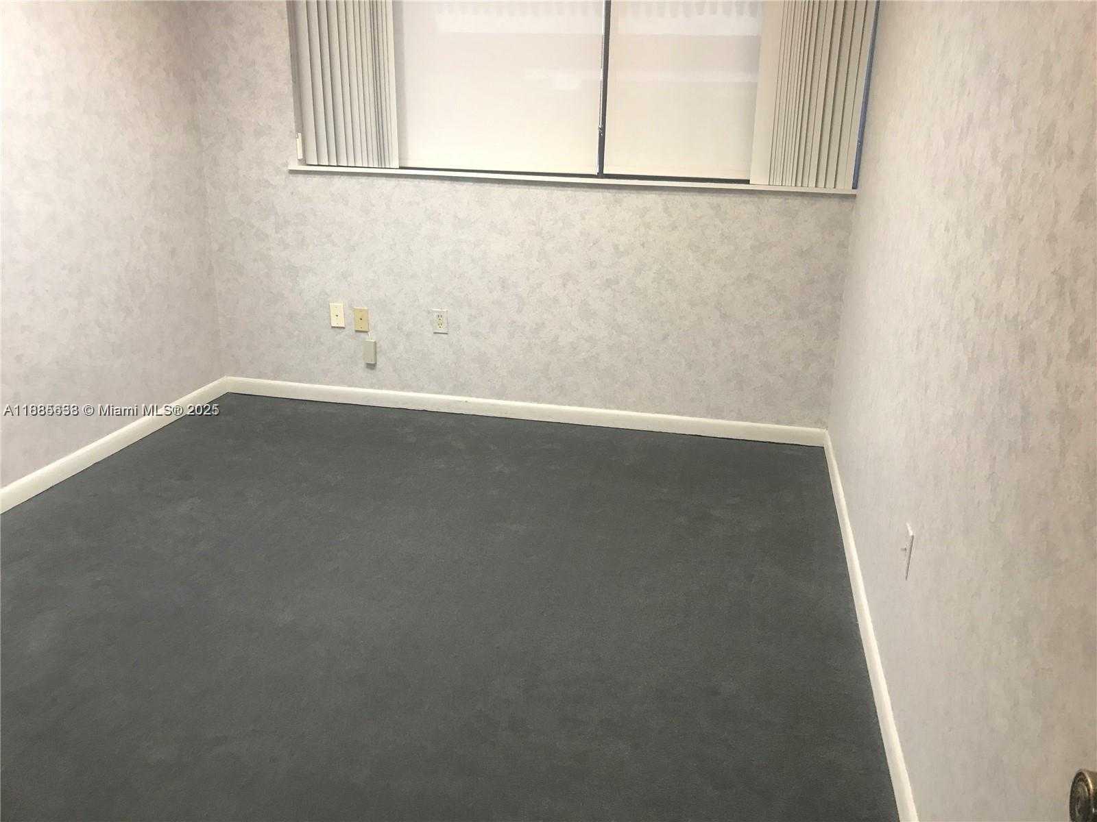 Small Image of 6701 SUNSET DR #104, South Miami Number 6