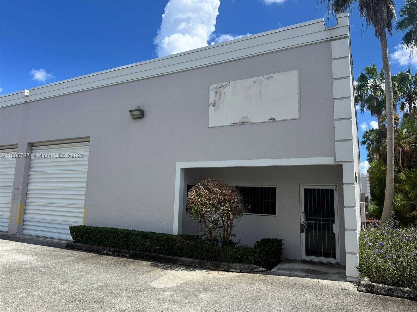 Small Image of 10849 NORTH WEST 29TH ST #10849, Doral Number 8