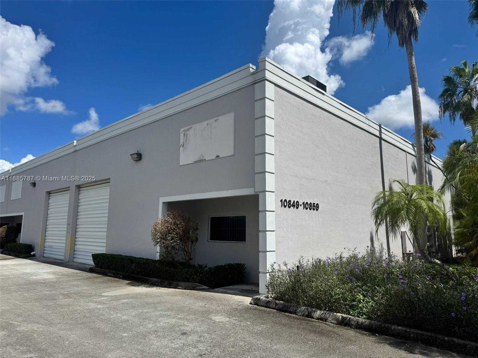 Small Image of 10849 NORTH WEST 29TH ST #10849, Doral Number 9
