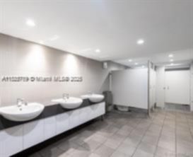 Small Image of Miami Number 18