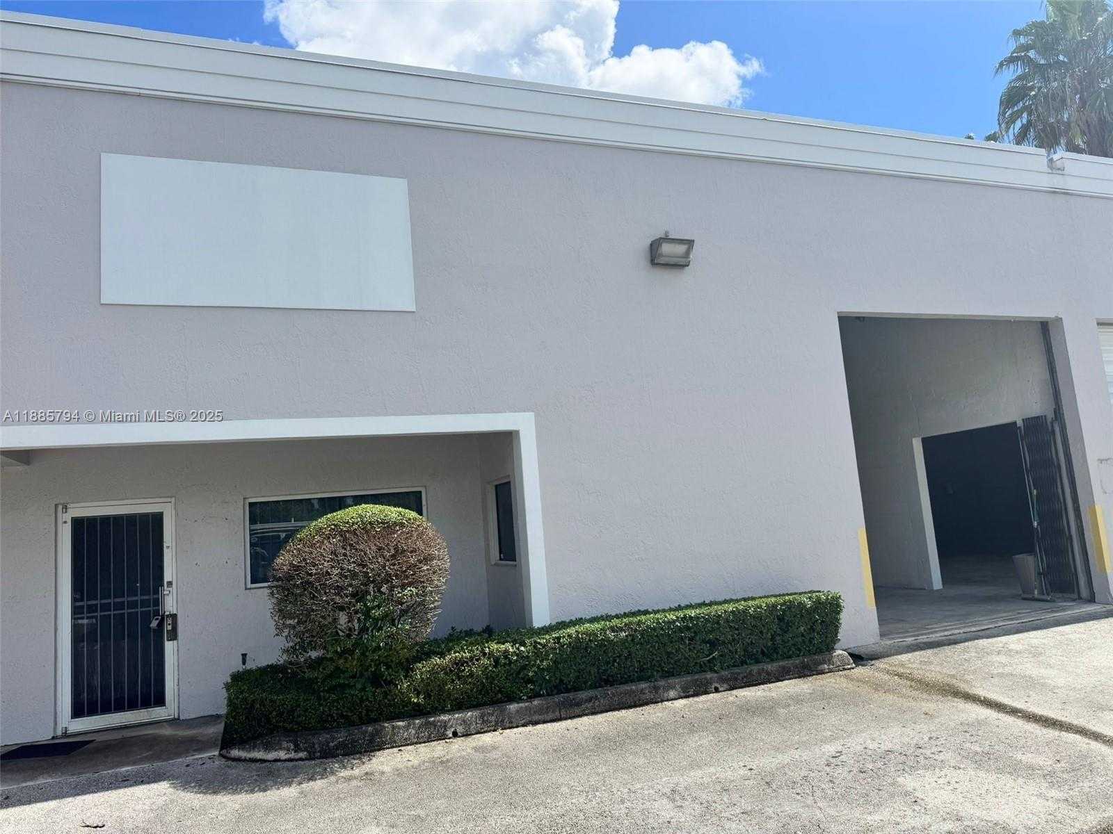 Small Image of 10851 NORTH WEST 29TH ST #10851, Doral Number 4