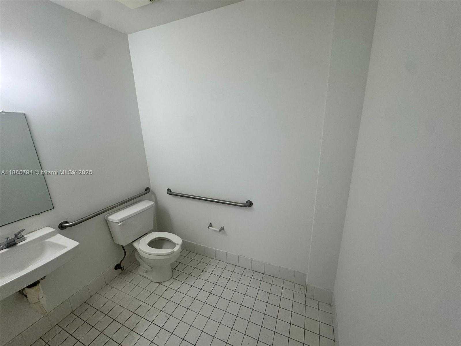 Small Image of 10851 NORTH WEST 29TH ST #10851, Doral Number 7