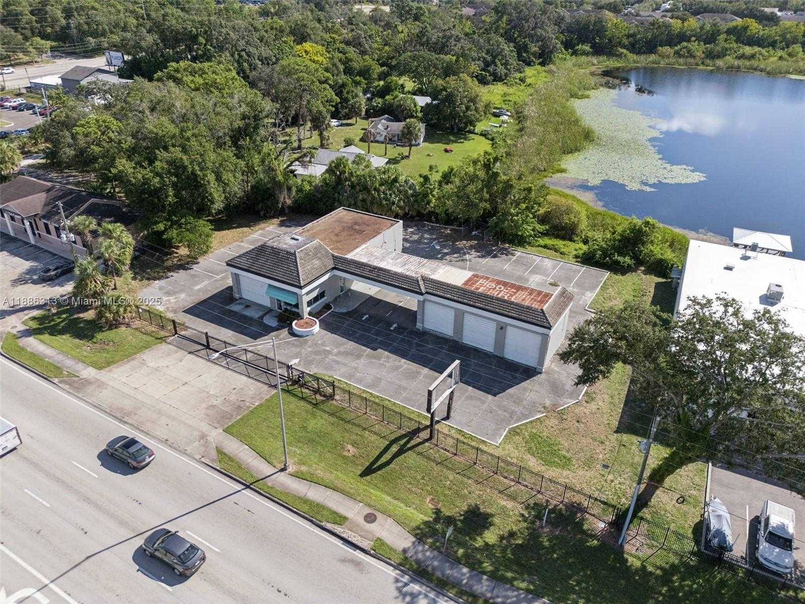 Small Image of 205 SOUTH US HIGHWAY 17-92, Other City - In The State Of Florida Number 14