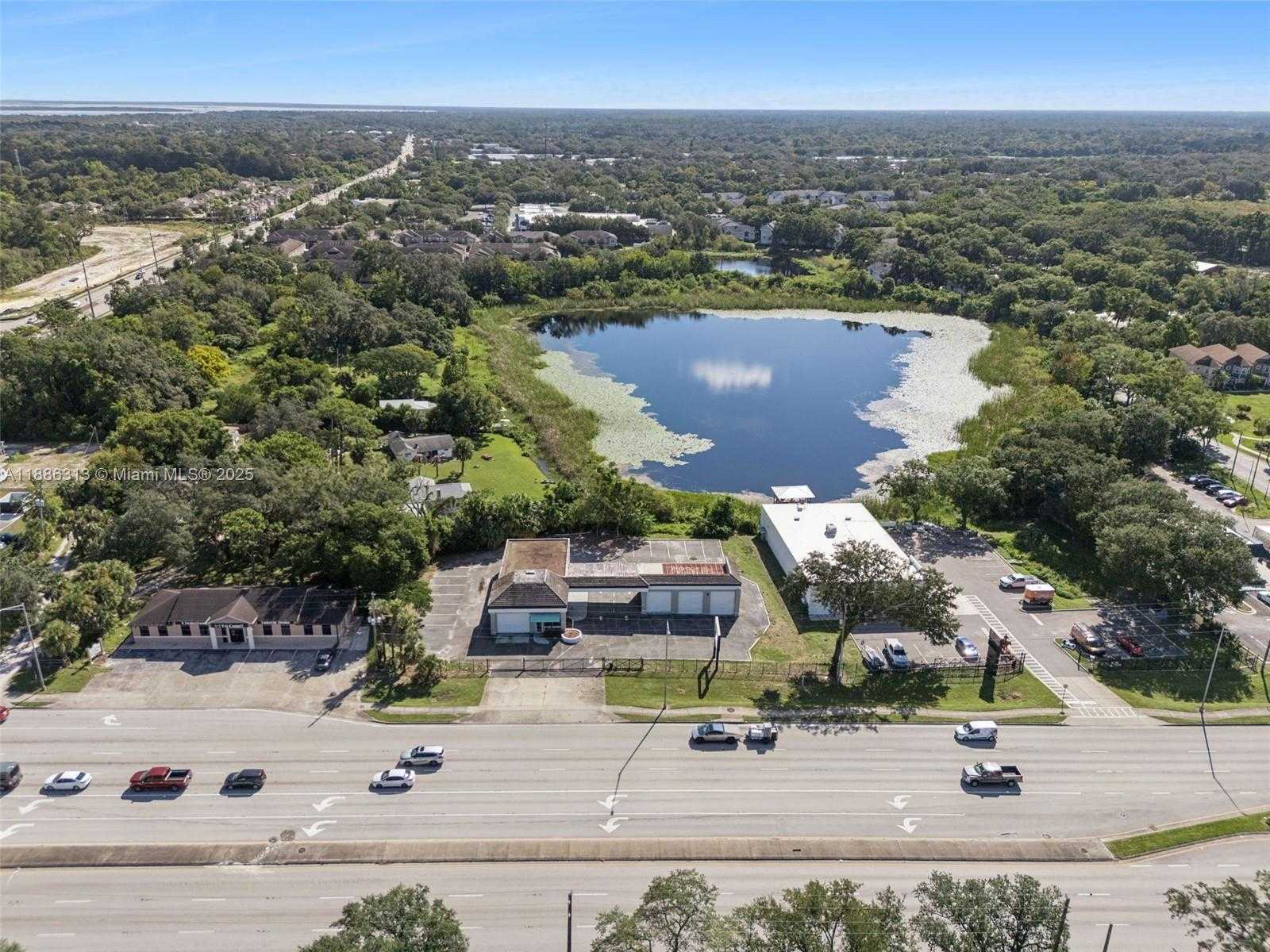 Small Image of 205 SOUTH US HIGHWAY 17-92, Other City - In The State Of Florida Number 21