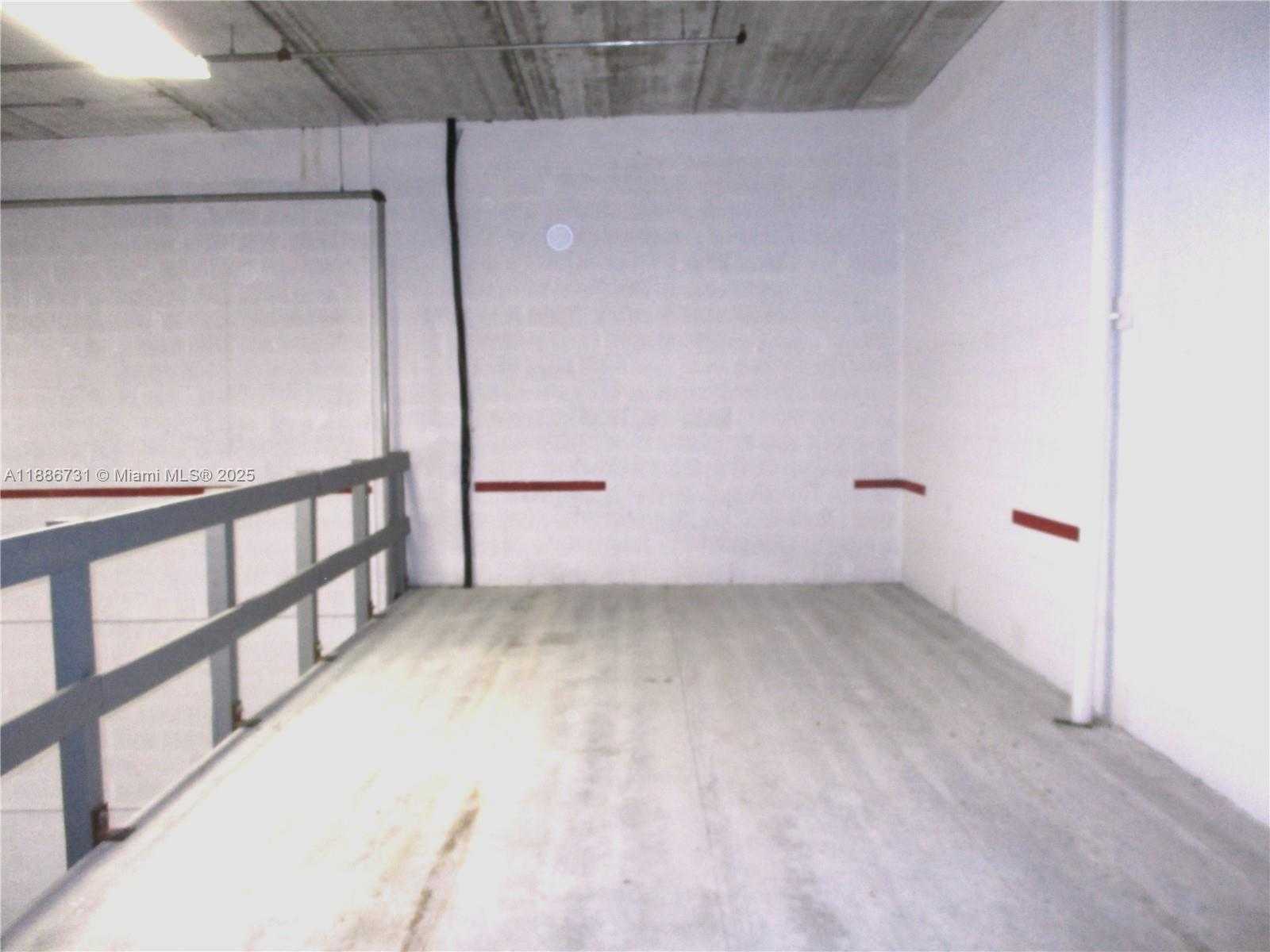 Small Image of 20200 NORTH WEST 2ND AVE, Miami Gardens Number 6
