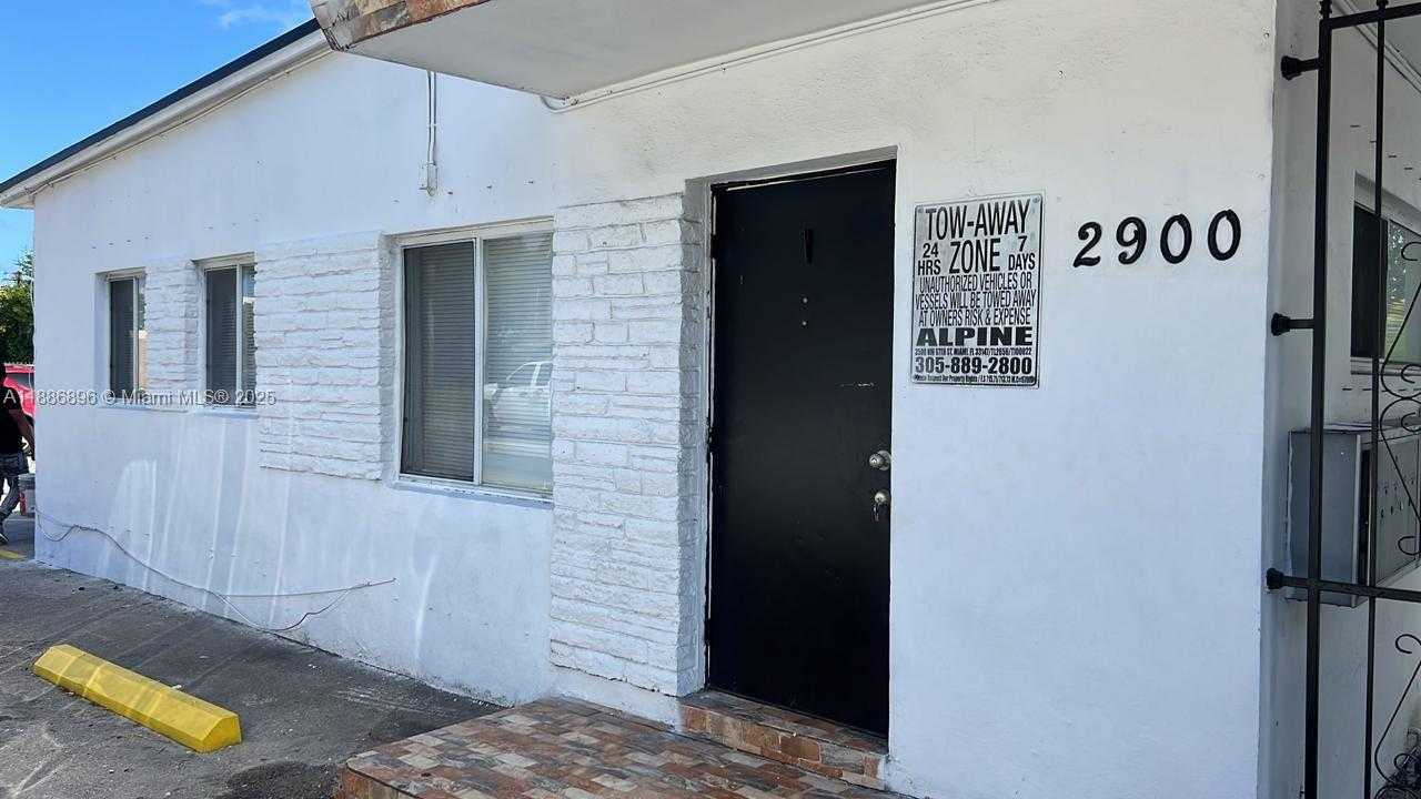 Small Image of 2900 WEST FLAGLER ST, Miami Number 37
