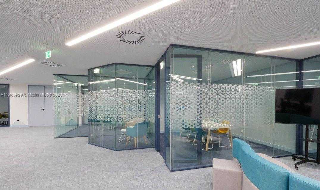 Small Image of 290 RUA DE SANTOS POUSADA, Out of City Number 12