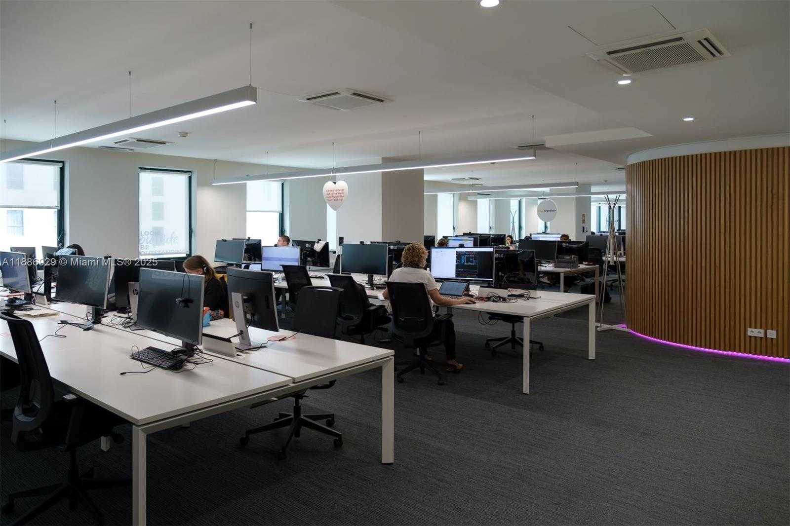 Small Image of 290 RUA DE SANTOS POUSADA, Out of City Number 7