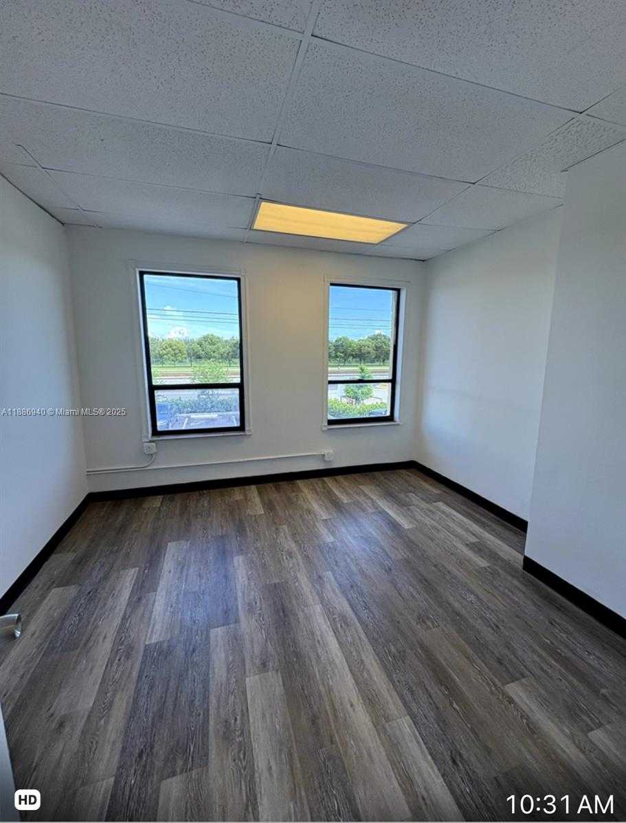 Small Image of 2001 NORTH DIXIE HWY, Pompano Beach Number 10