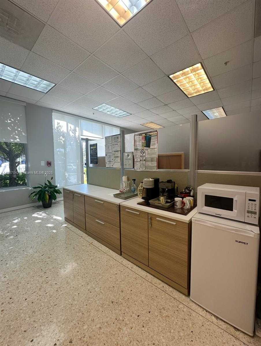 Small Image of 19370 COLLINS AVE #CU-6, Sunny Isles Beach Number 7