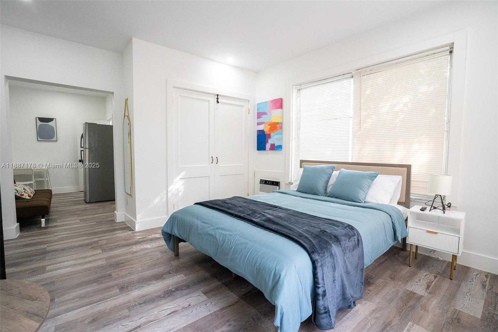 Small Image of 444 PONCE DE LEON BLVD, Coral Gables Number 71