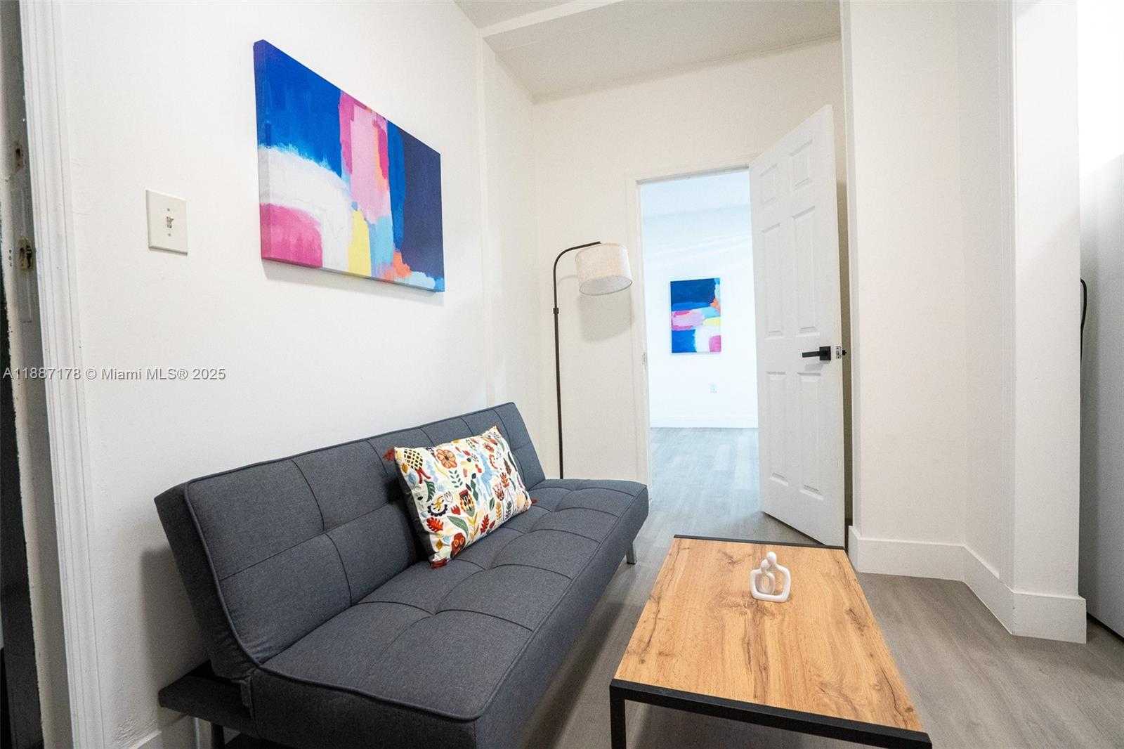 Small Image of 444 PONCE DE LEON BLVD, Coral Gables Number 77