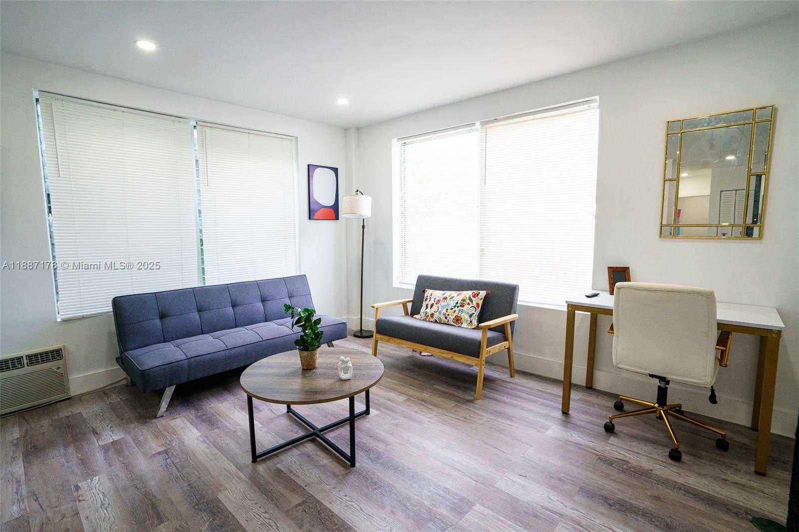 Small Image of 444 PONCE DE LEON BLVD, Coral Gables Number 8