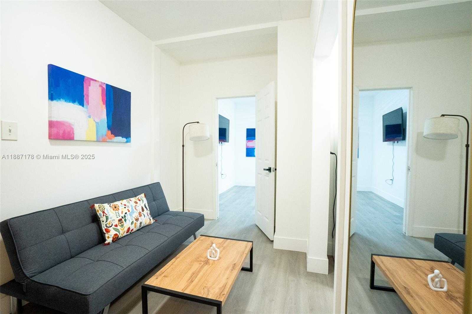 Small Image of 444 PONCE DE LEON BLVD, Coral Gables Number 81