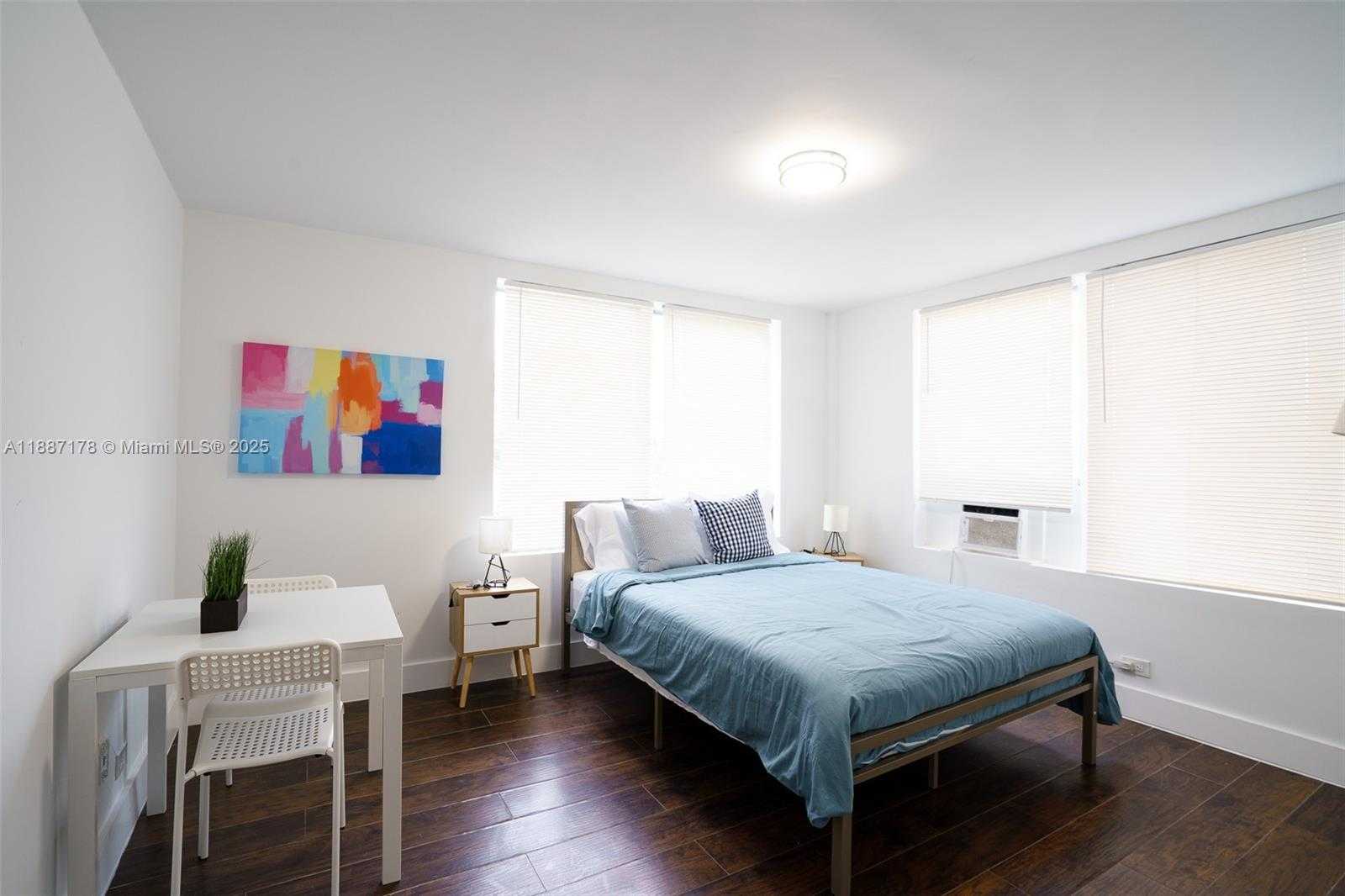 Small Image of 444 PONCE DE LEON BLVD, Coral Gables Number 83