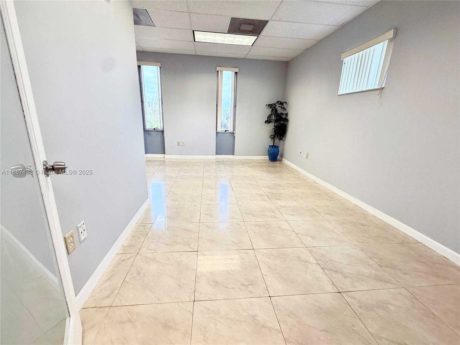 Small Image of 1820 NORTH EAST 163RD ST, North Miami Beach Number 3