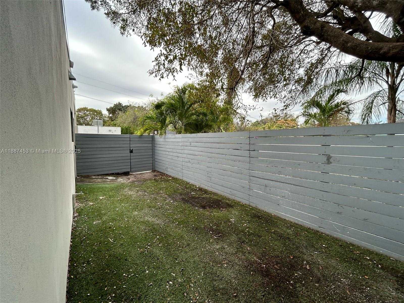 Small Image of 4200 NORTH WEST 2ND AVE, Miami Number 13
