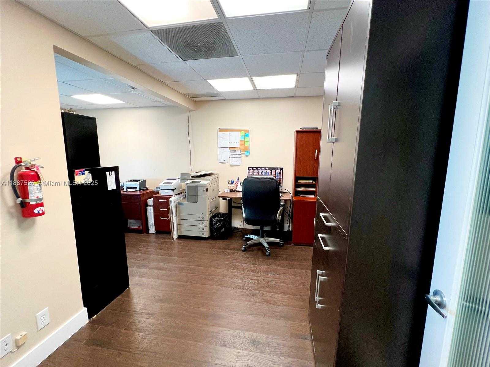 Small Image of 1625 NORTH COMMERCE PKWY #225, Weston Number 3