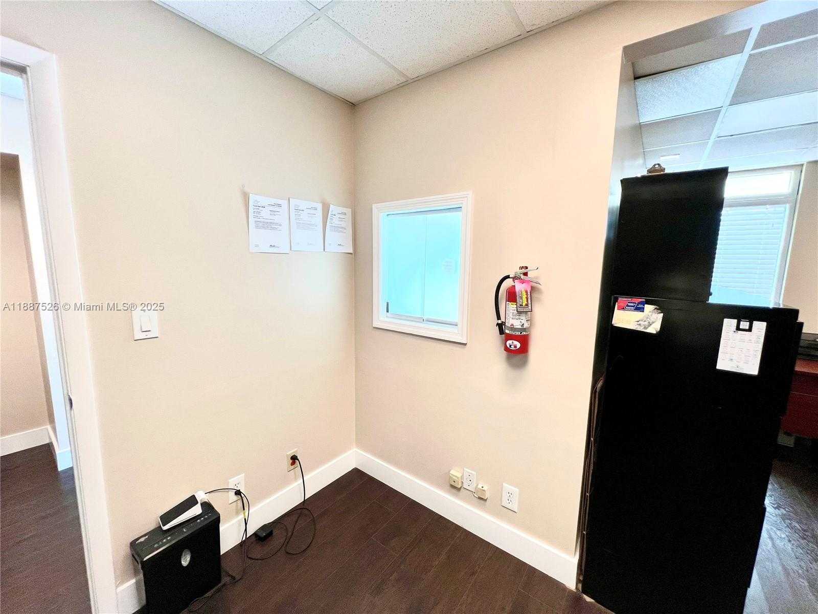 Small Image of 1625 NORTH COMMERCE PKWY #225, Weston Number 4