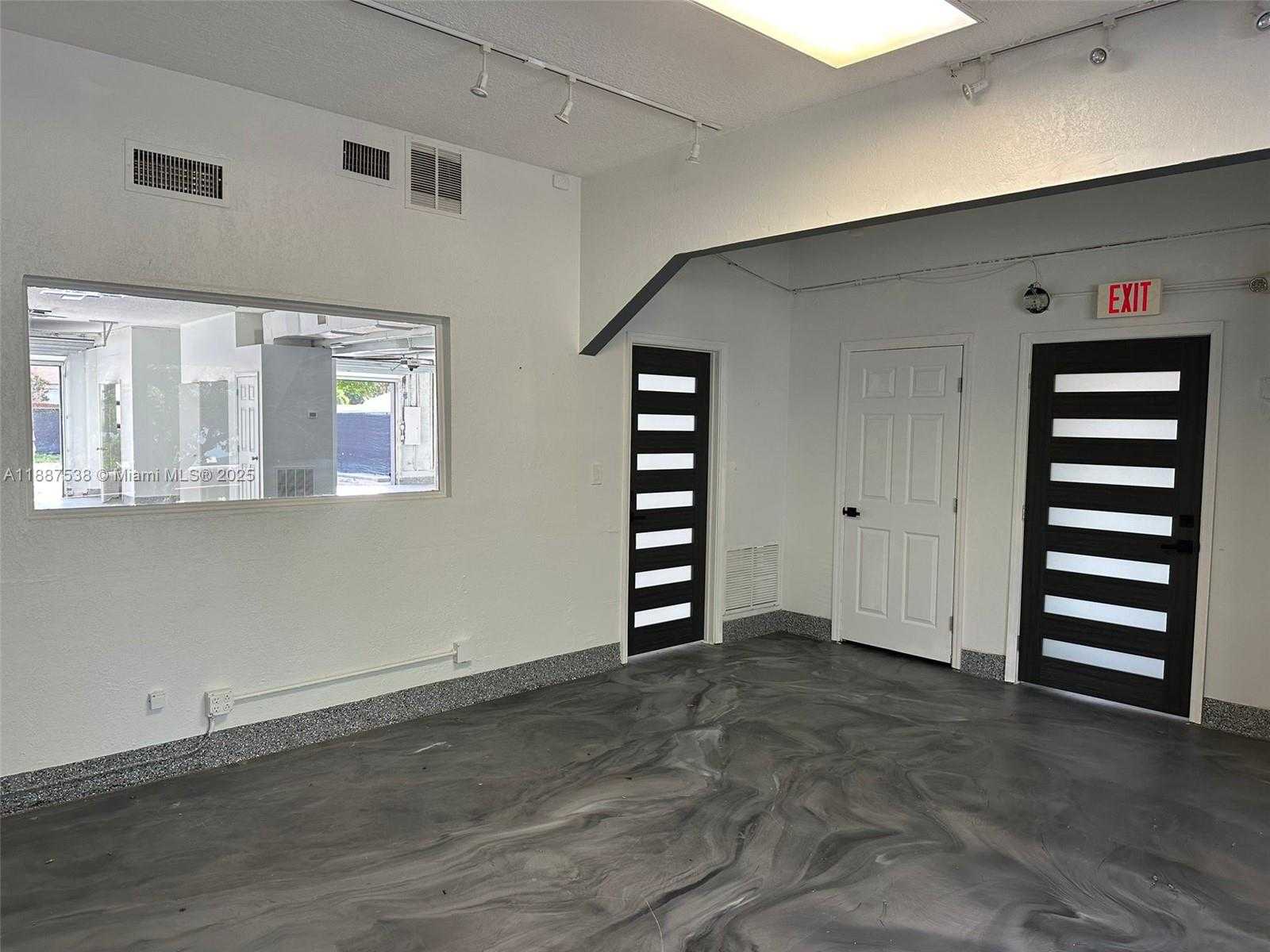 Small Image of 721 SOUTH 21ST AVE, Hollywood Number 4