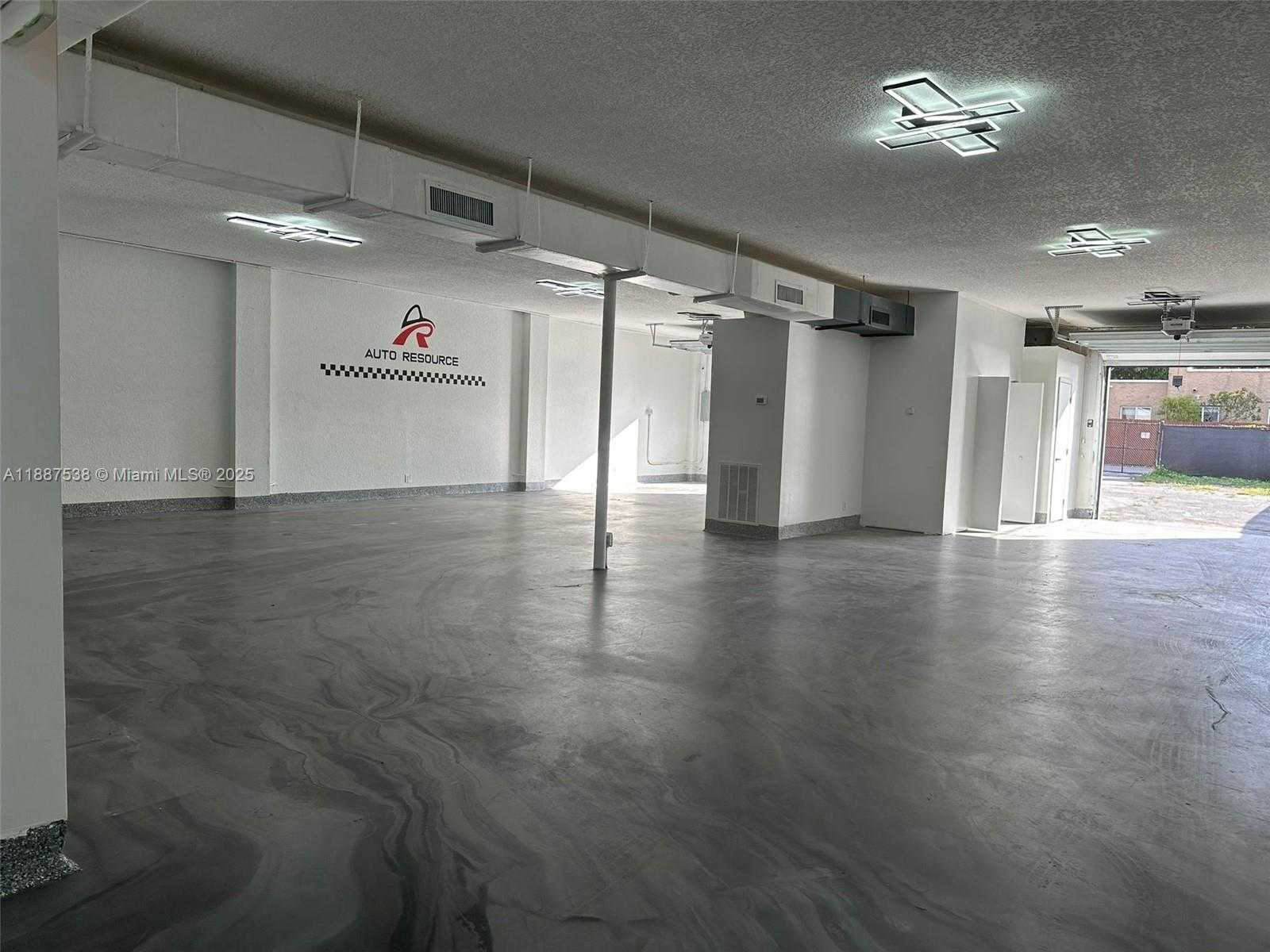 Small Image of 721 SOUTH 21ST AVE, Hollywood Number 9