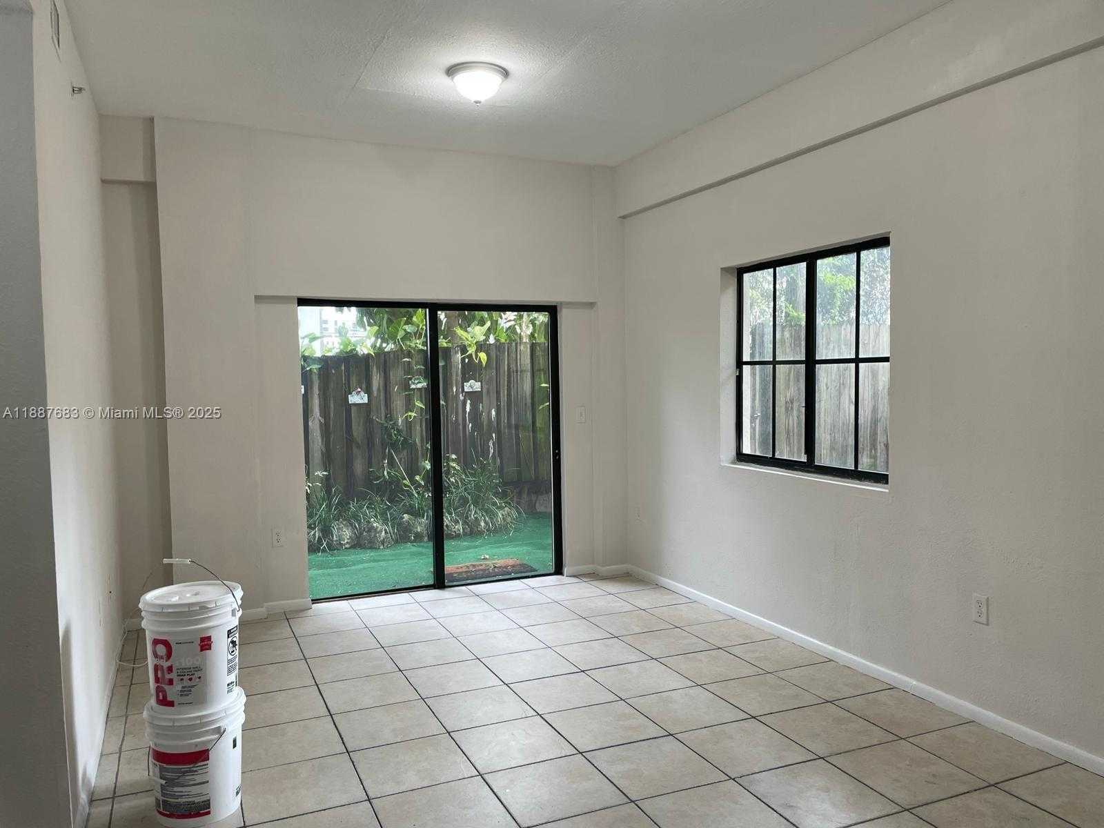 Small Image of 763 SOUTH WEST 5TH ST, Miami Number 19