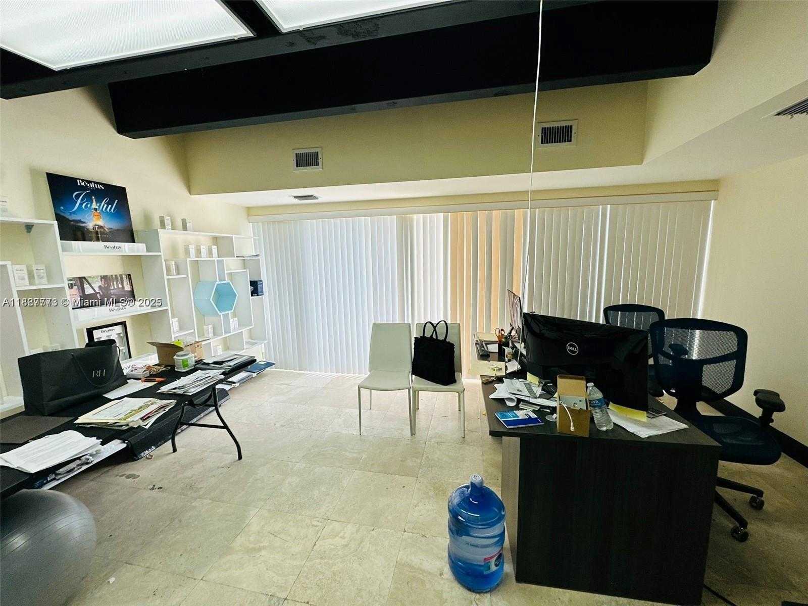 Small Image of 1160 KANE CONCOURSE, Bay Harbor Islands Number 5