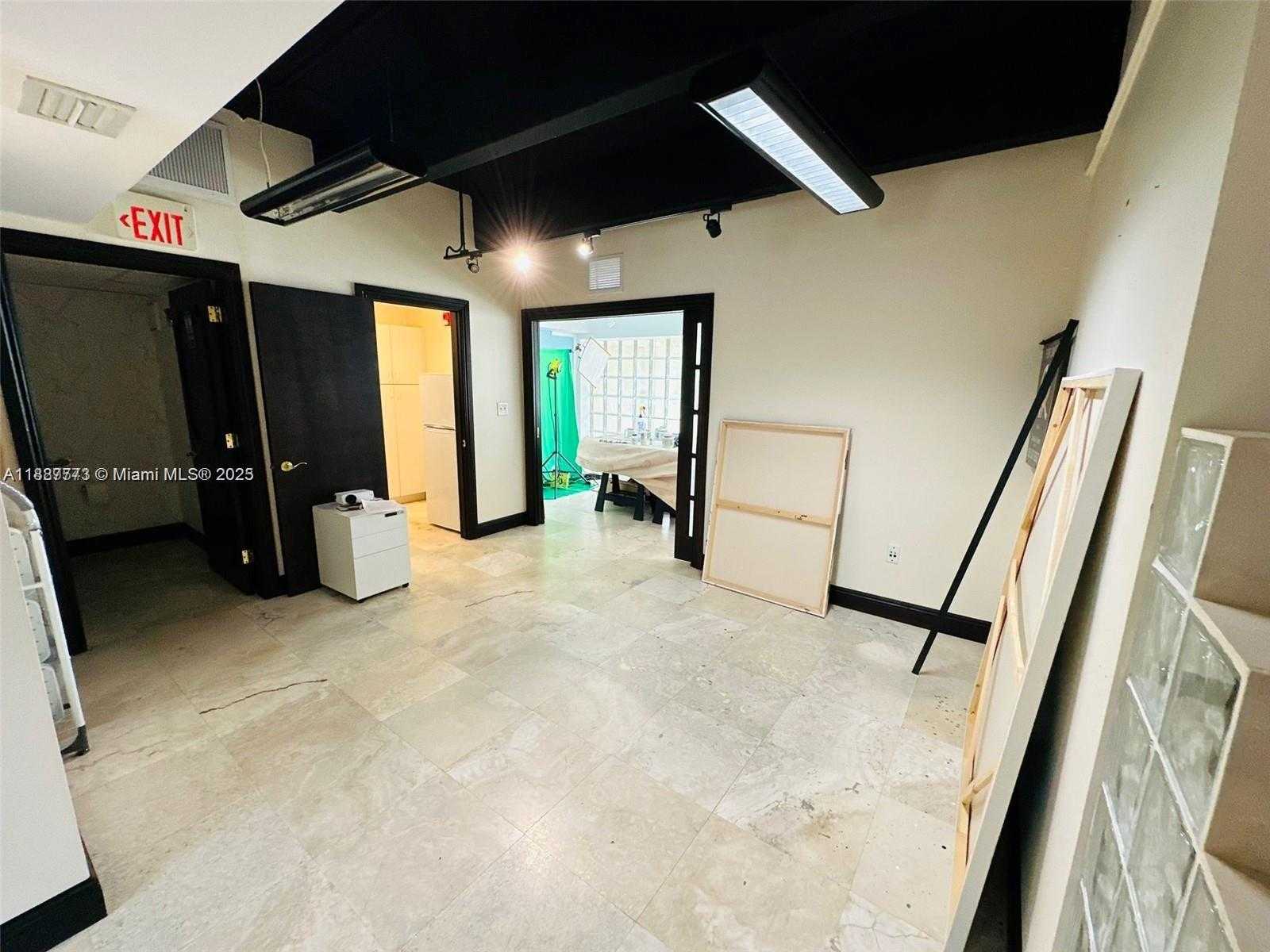 Small Image of 1160 KANE CONCOURSE, Bay Harbor Islands Number 7