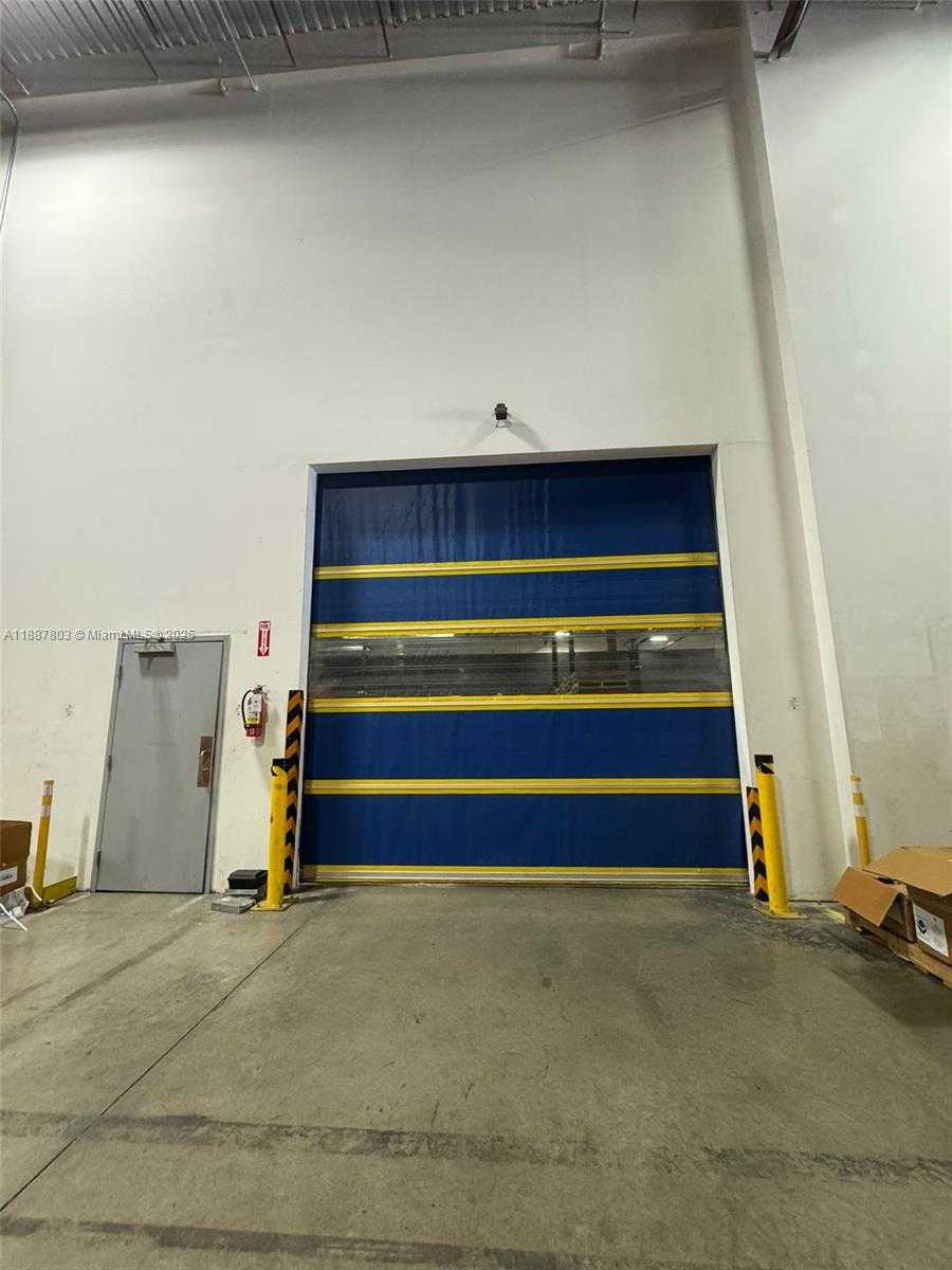 Small Image of 3450 NORTH WEST 115TH AVE, Doral Number 12