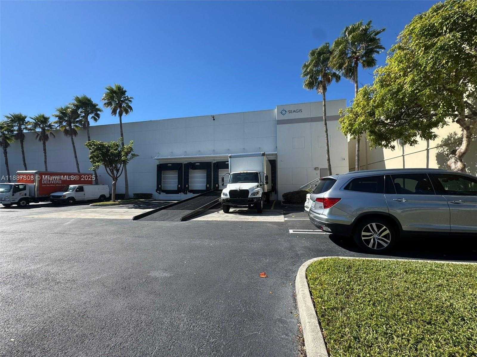Small Image of 3450 NORTH WEST 115TH AVE, Doral Number 18