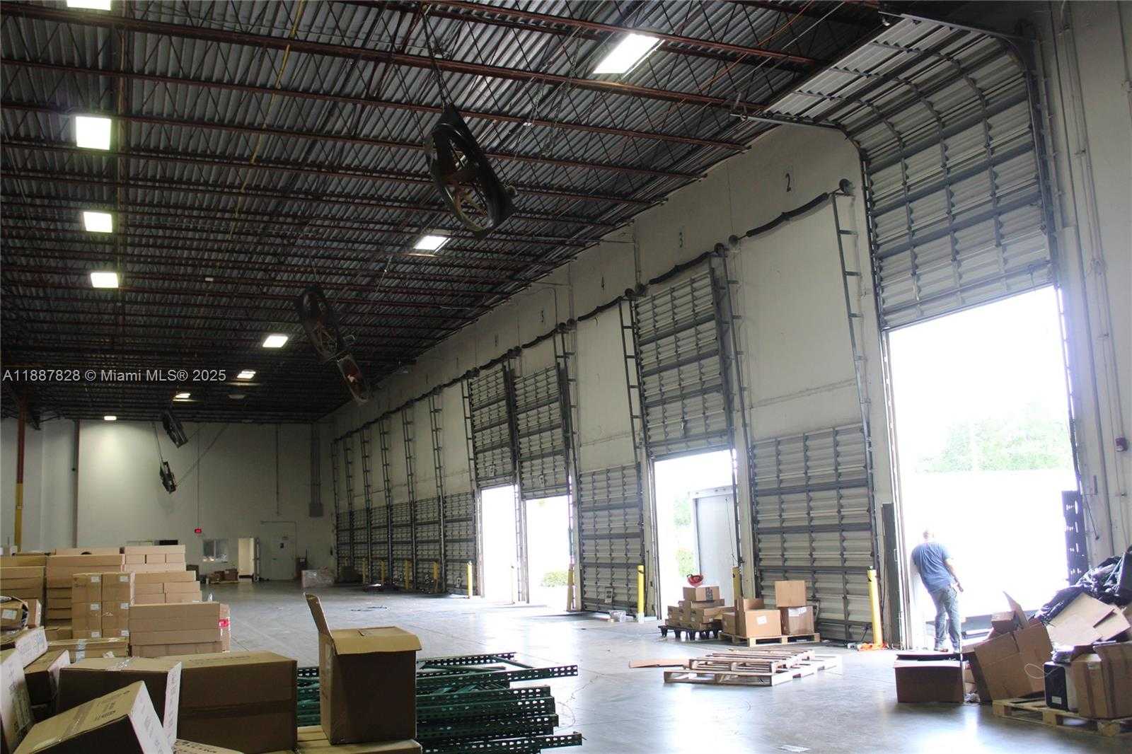 Small Image of 3450 NORTH WEST 115TH AVE, Doral Number 5