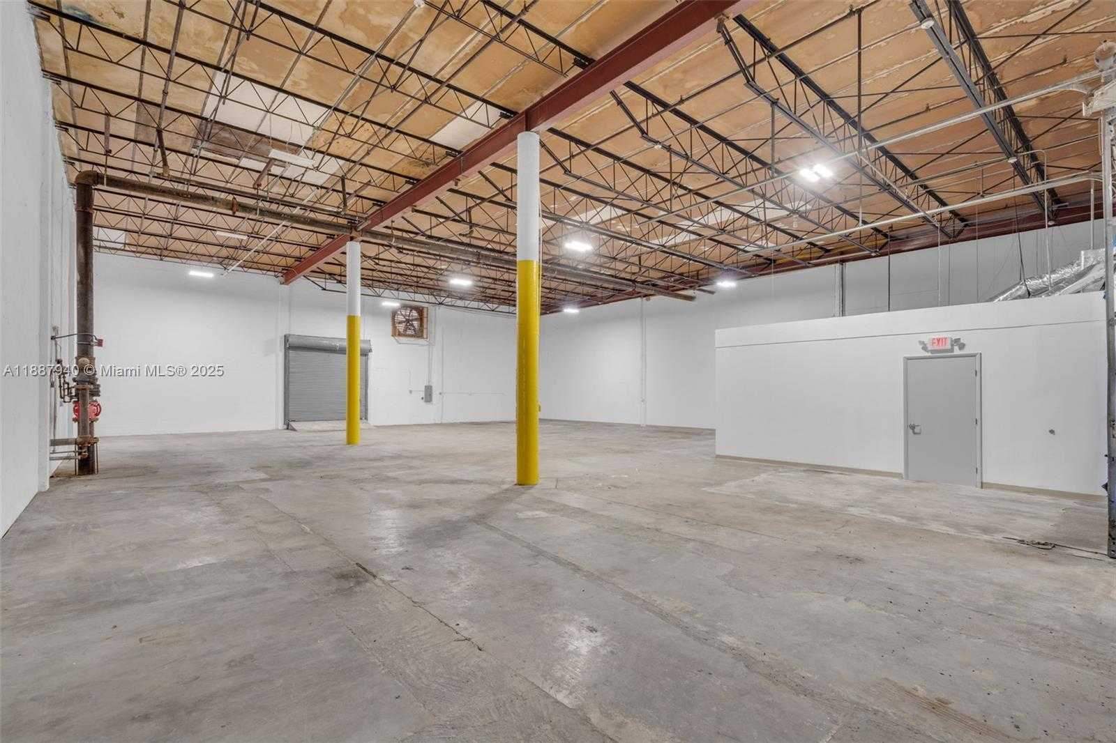 Small Image of 325 WEST 75TH PL #1A, Hialeah Number 2