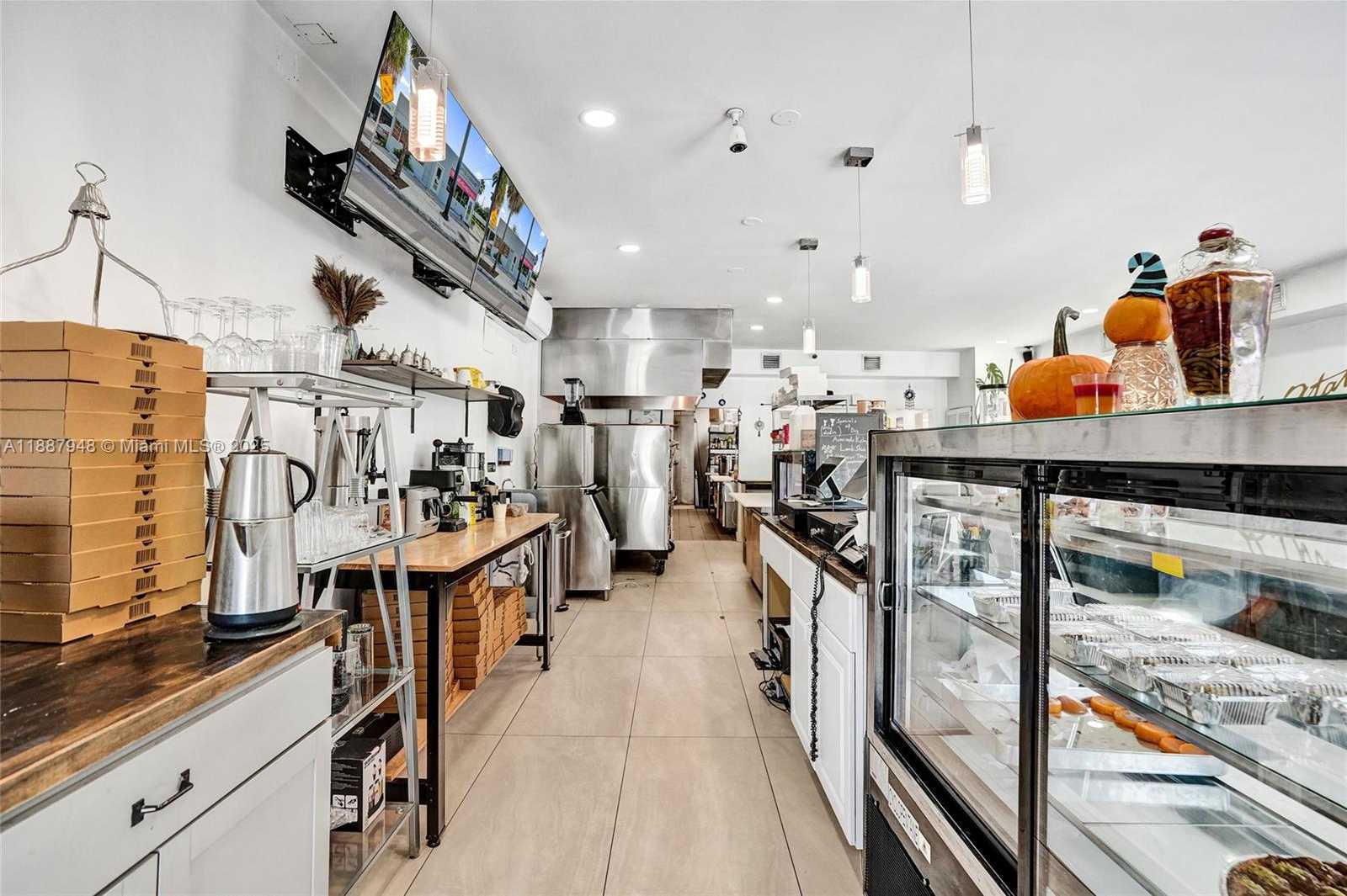 Small Image of 1100 NORTH EAST 4TH AVE #1-2, Fort Lauderdale Number 24