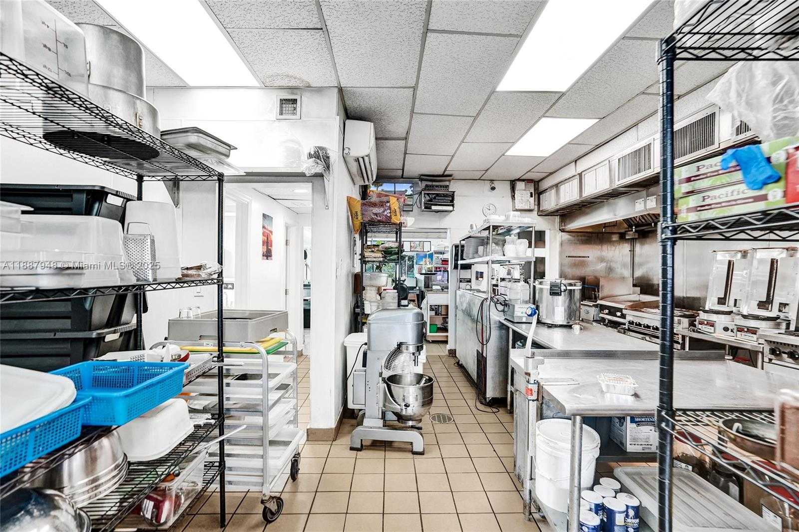 Small Image of 1100 NORTH EAST 4TH AVE #1-2, Fort Lauderdale Number 32