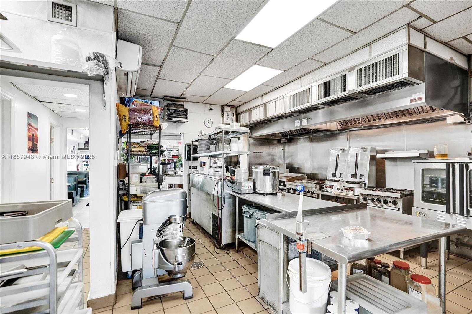Small Image of 1100 NORTH EAST 4TH AVE #1-2, Fort Lauderdale Number 34