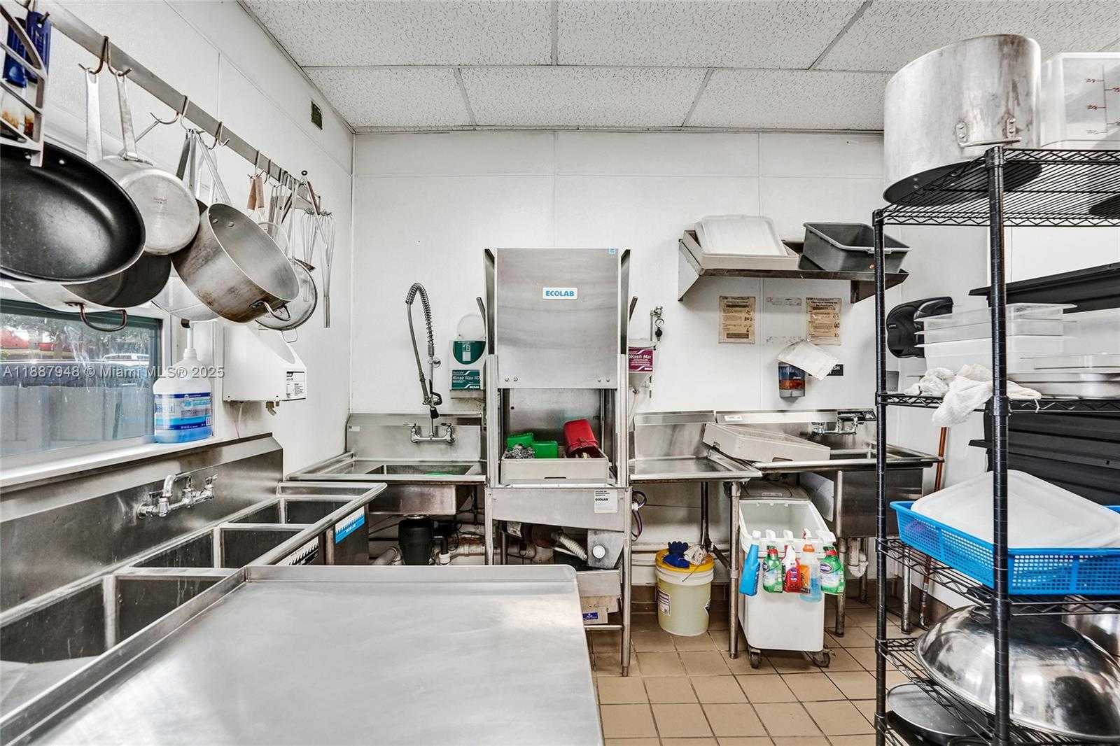 Small Image of 1100 NORTH EAST 4TH AVE #1-2, Fort Lauderdale Number 36