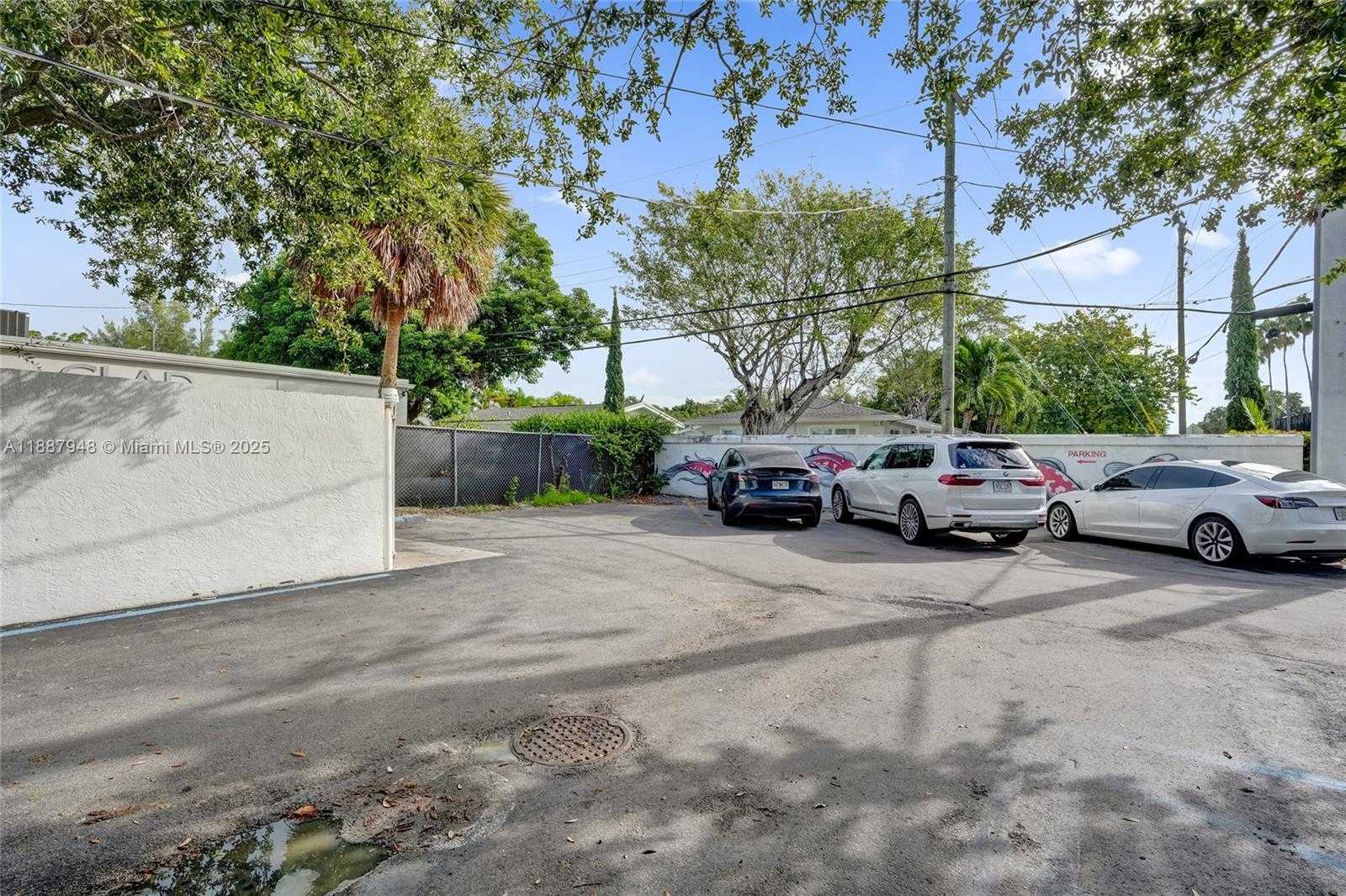 Small Image of 1100 NORTH EAST 4TH AVE #1-2, Fort Lauderdale Number 4