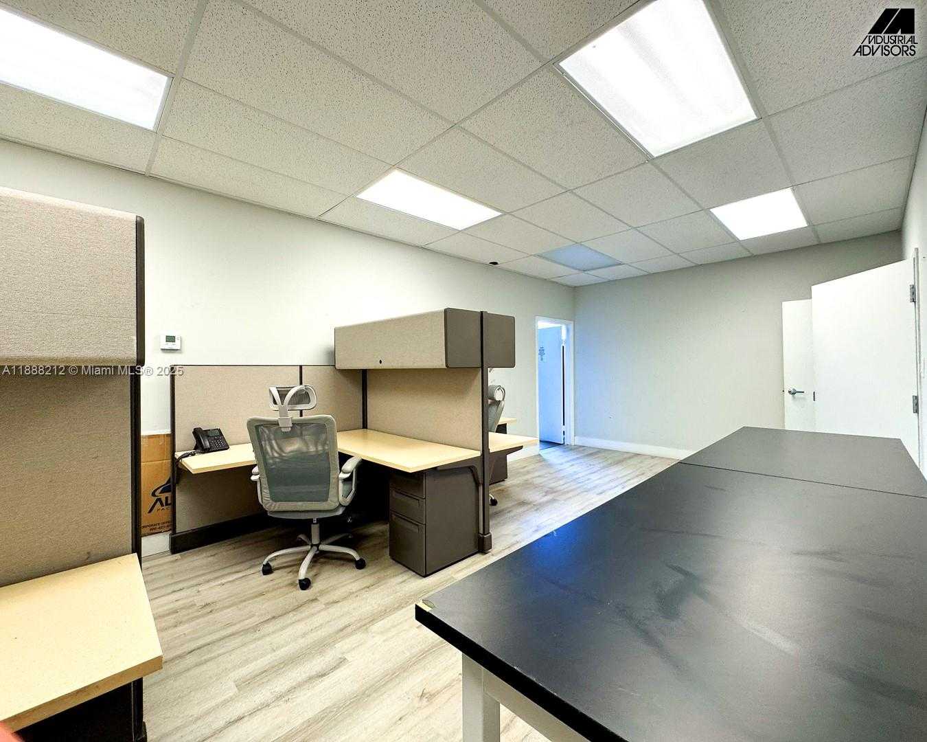 Small Image of 4101 SOUTH WEST 47TH AVE #105-106, Davie Number 11