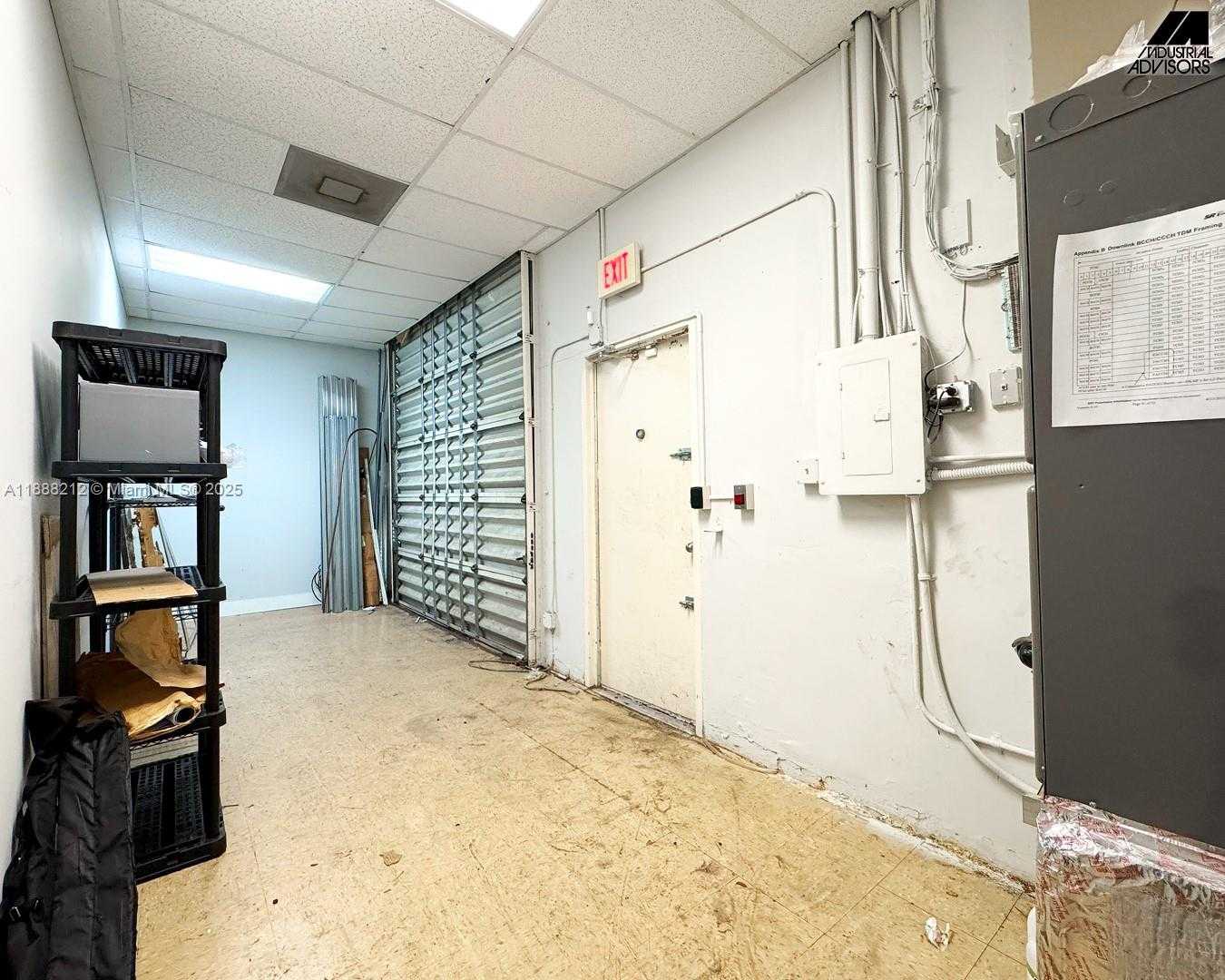 Small Image of 4101 SOUTH WEST 47TH AVE #105-106, Davie Number 12