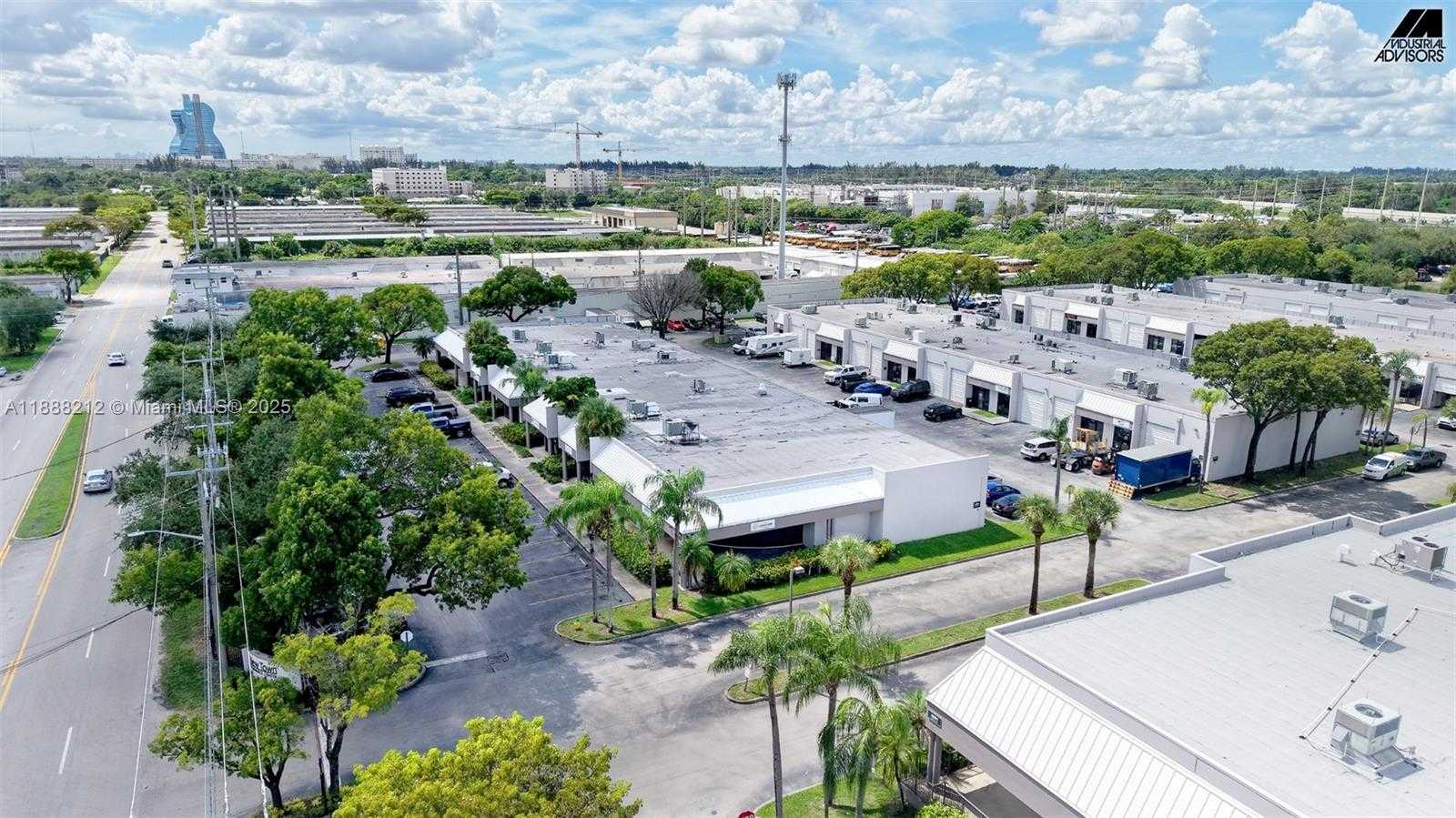 Small Image of 4101 SOUTH WEST 47TH AVE #105-106, Davie Number 5