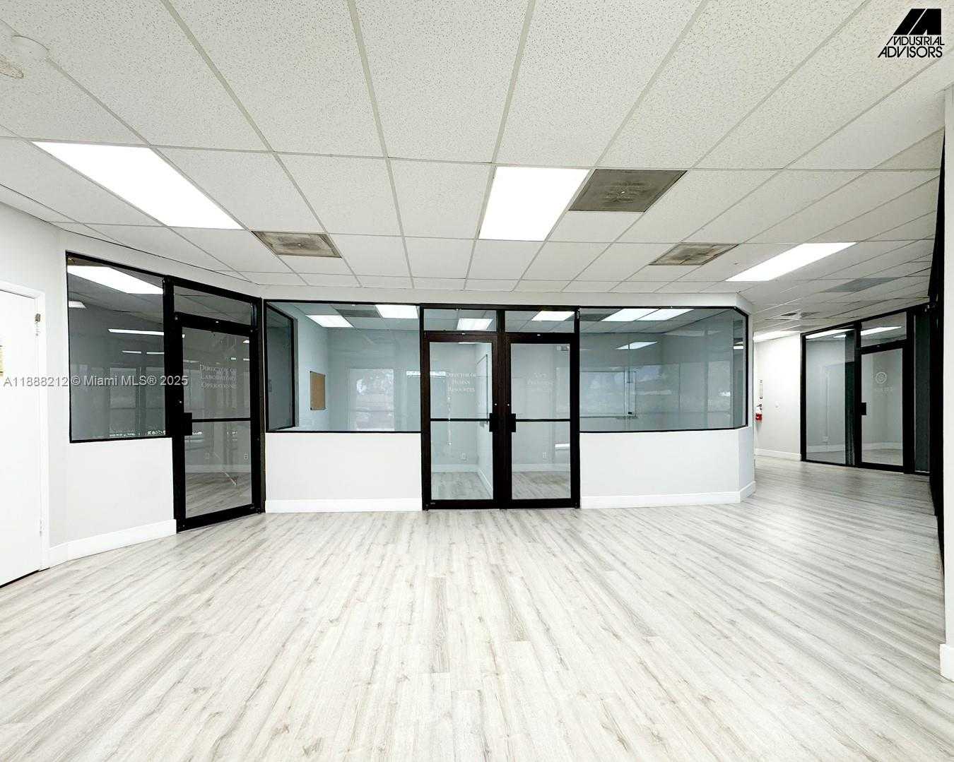 Small Image of 4101 SOUTH WEST 47TH AVE #105-106, Davie Number 9